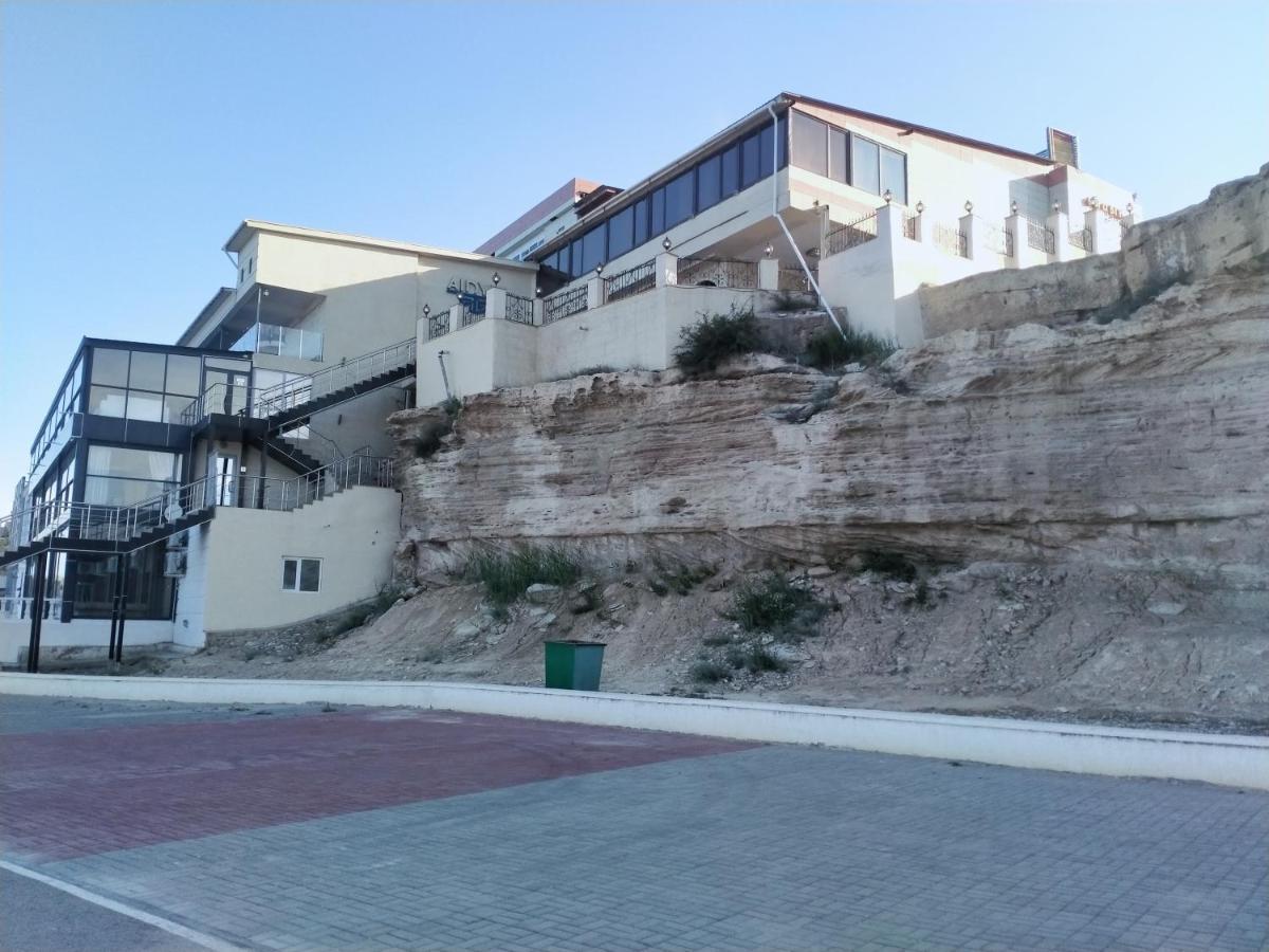 Seaside Apartment Актау Экстерьер фото